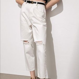 NWT J.ING Ripped Boyfriend Jeans